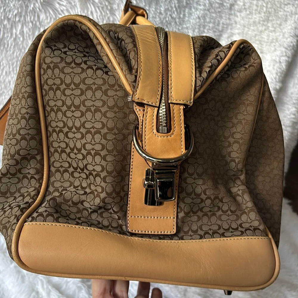 Coach Vintage Signature C Canvas & Vachetta Leather Travel Bag - Picture 9 of 16